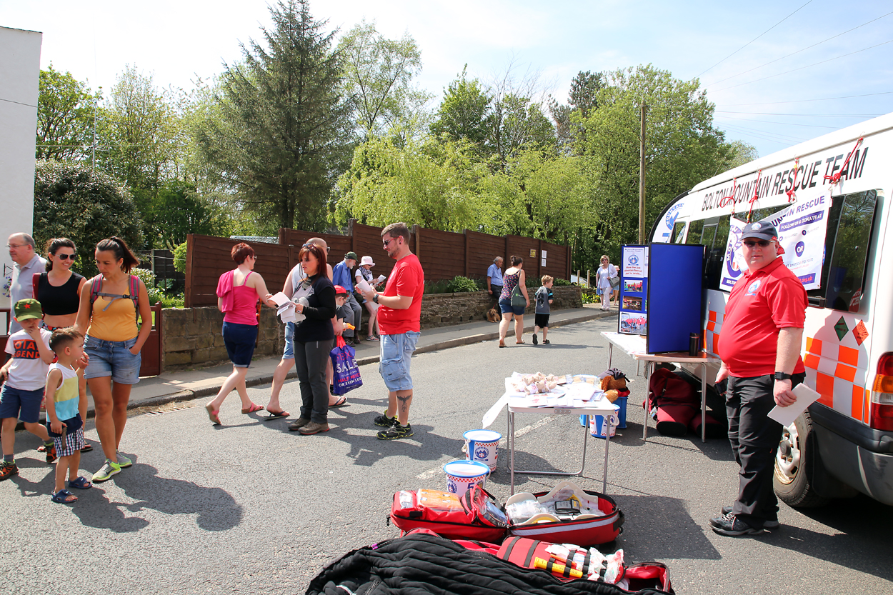 attendance at greenmount village party bolton mountain rescue team